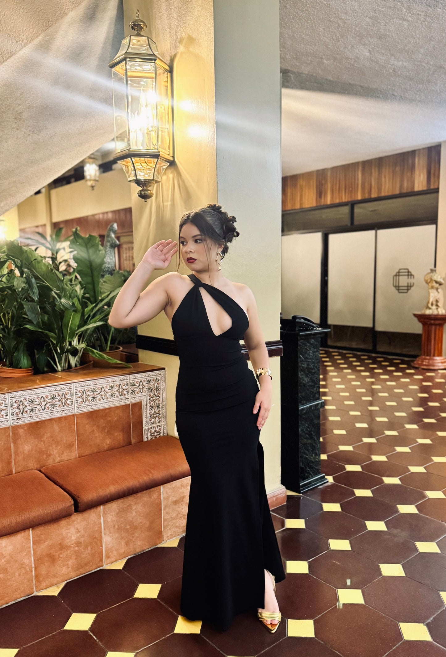 GALA UN HOMBRO SIRENA