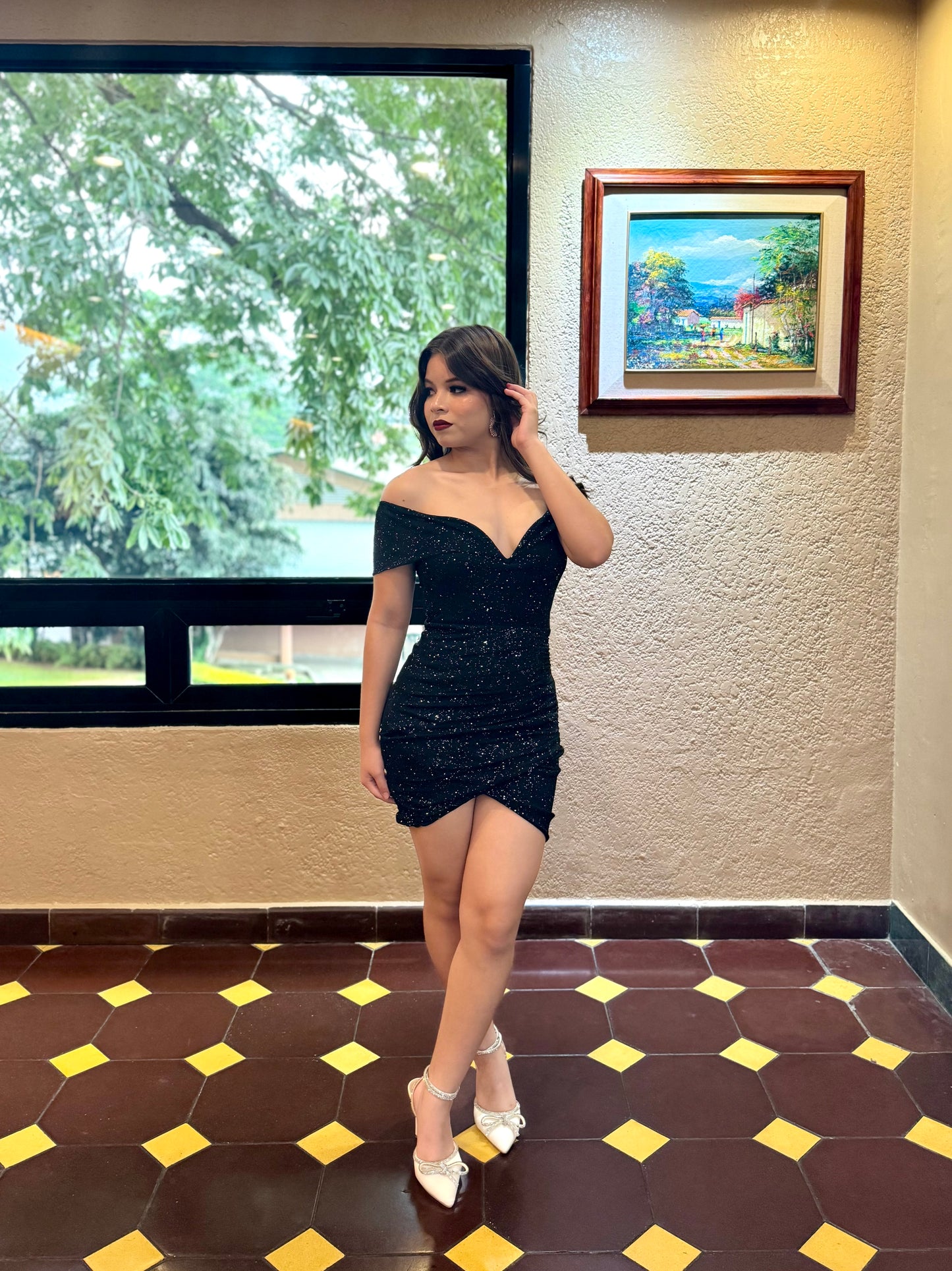 VESTIDO BRILLO AL HOMBRO
