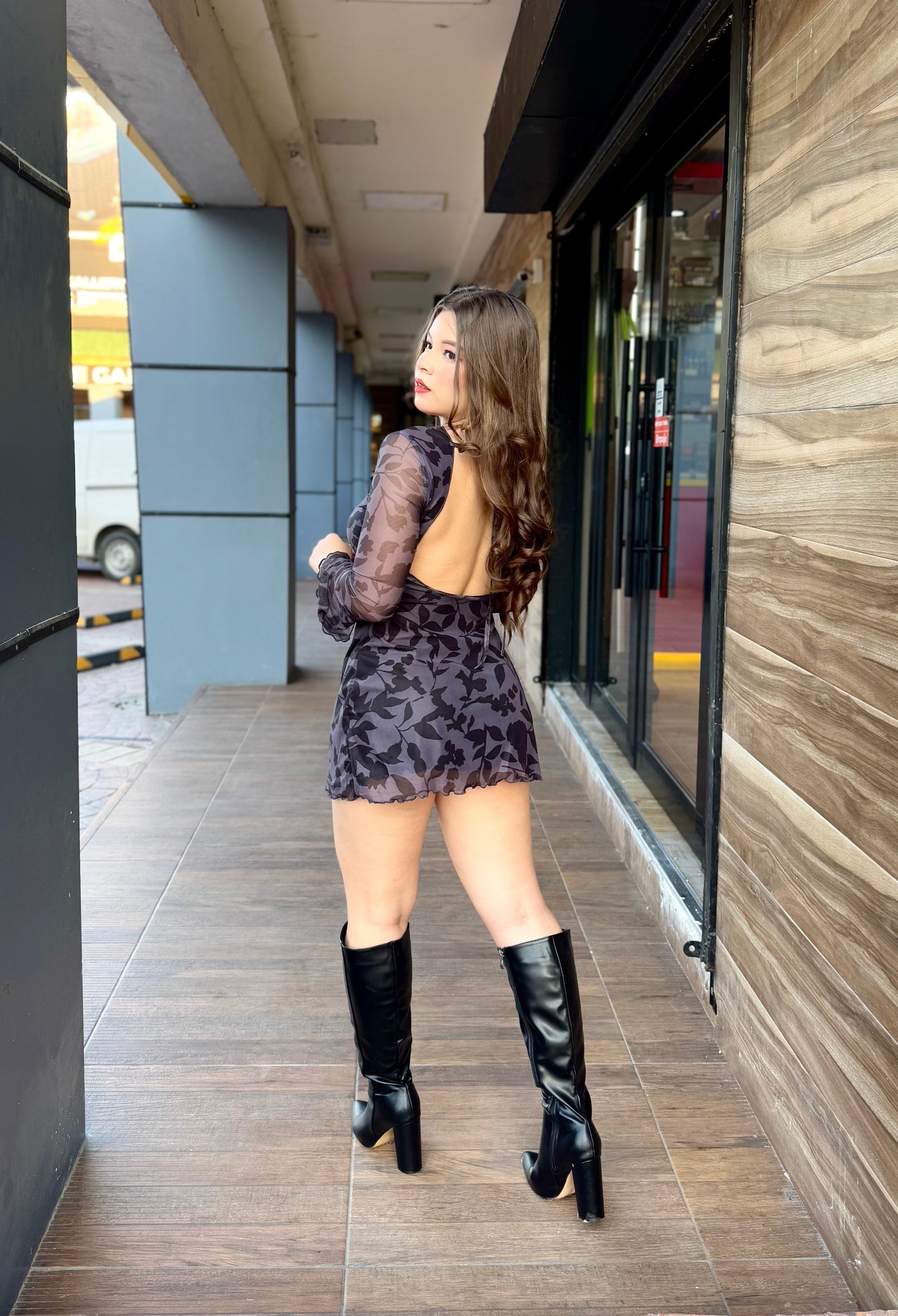 VESTIDO ESPALDA DESCUBIERTA