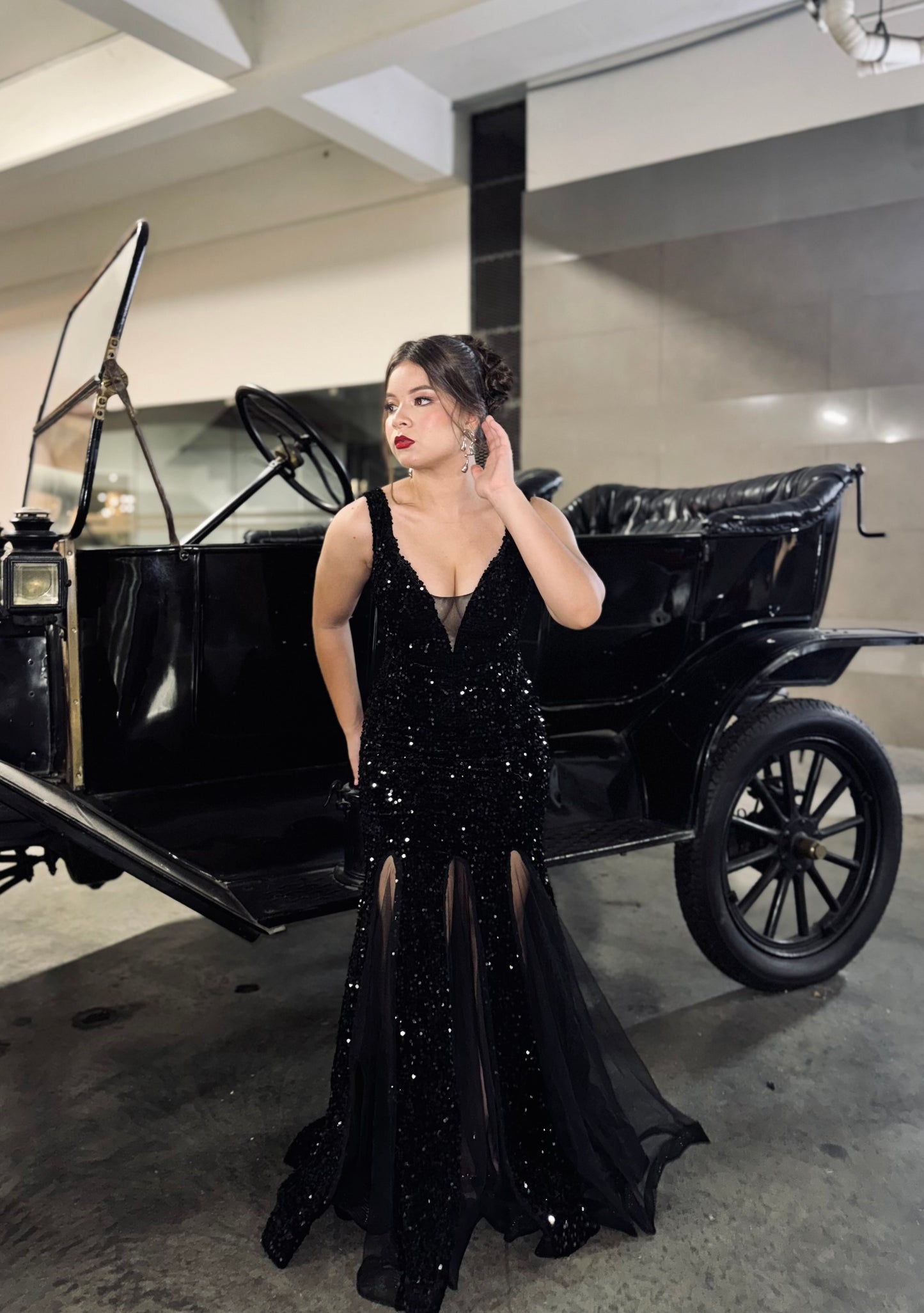 GALA BRILLO ESTILO SIRENA COLA ANCHA