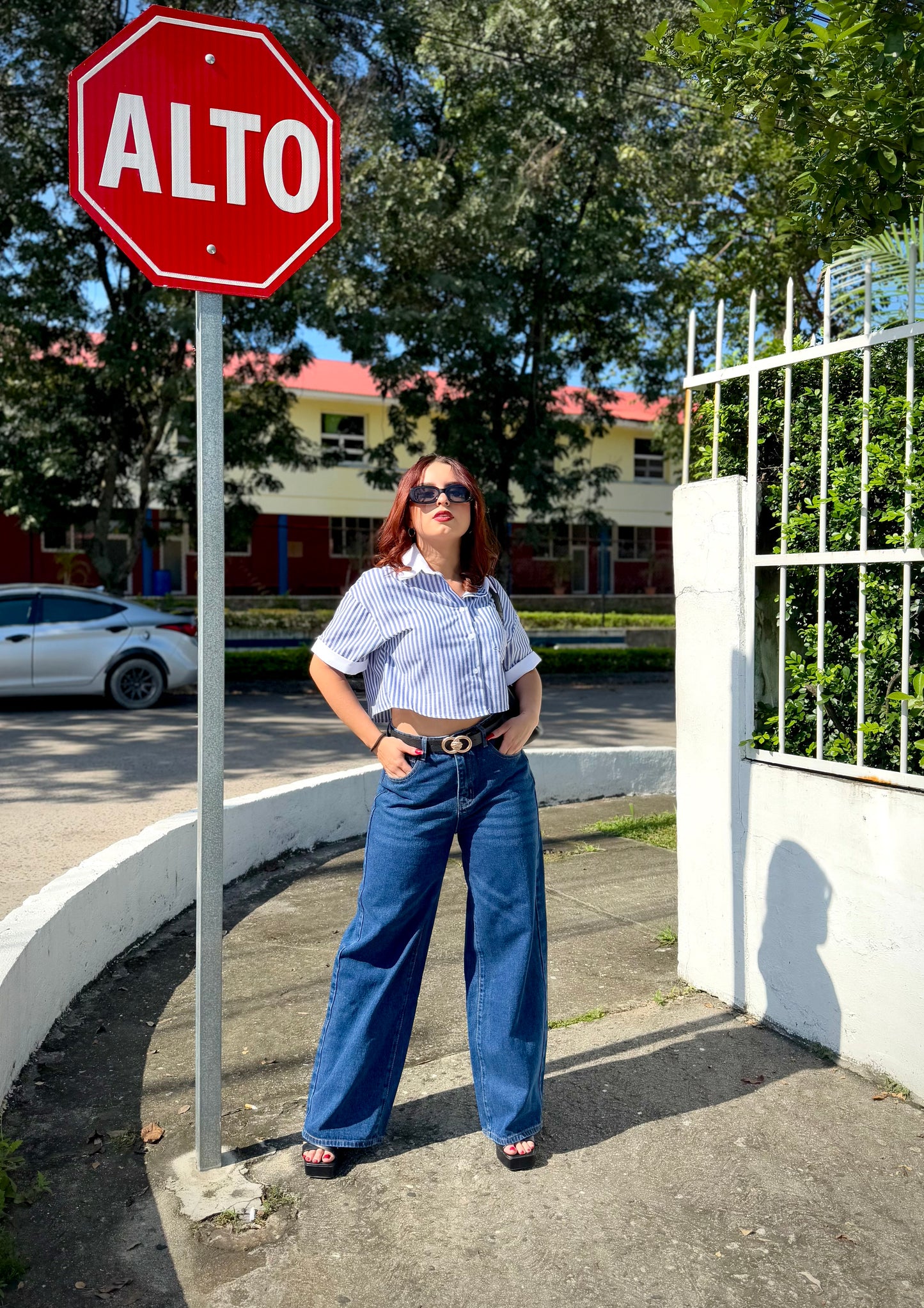 MOM JEANS PIERNA ANCHA