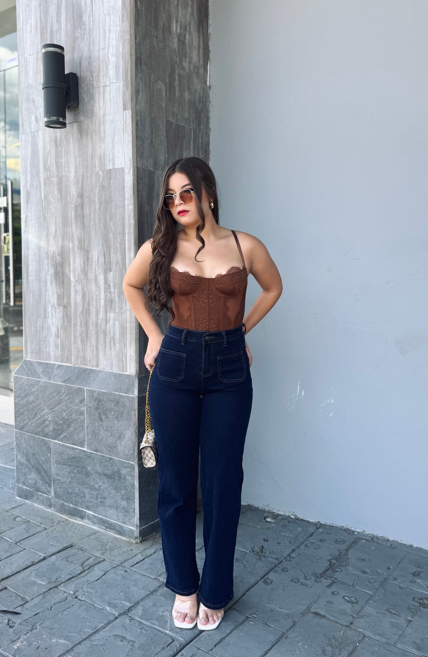 CORSÉ VARILLA SM