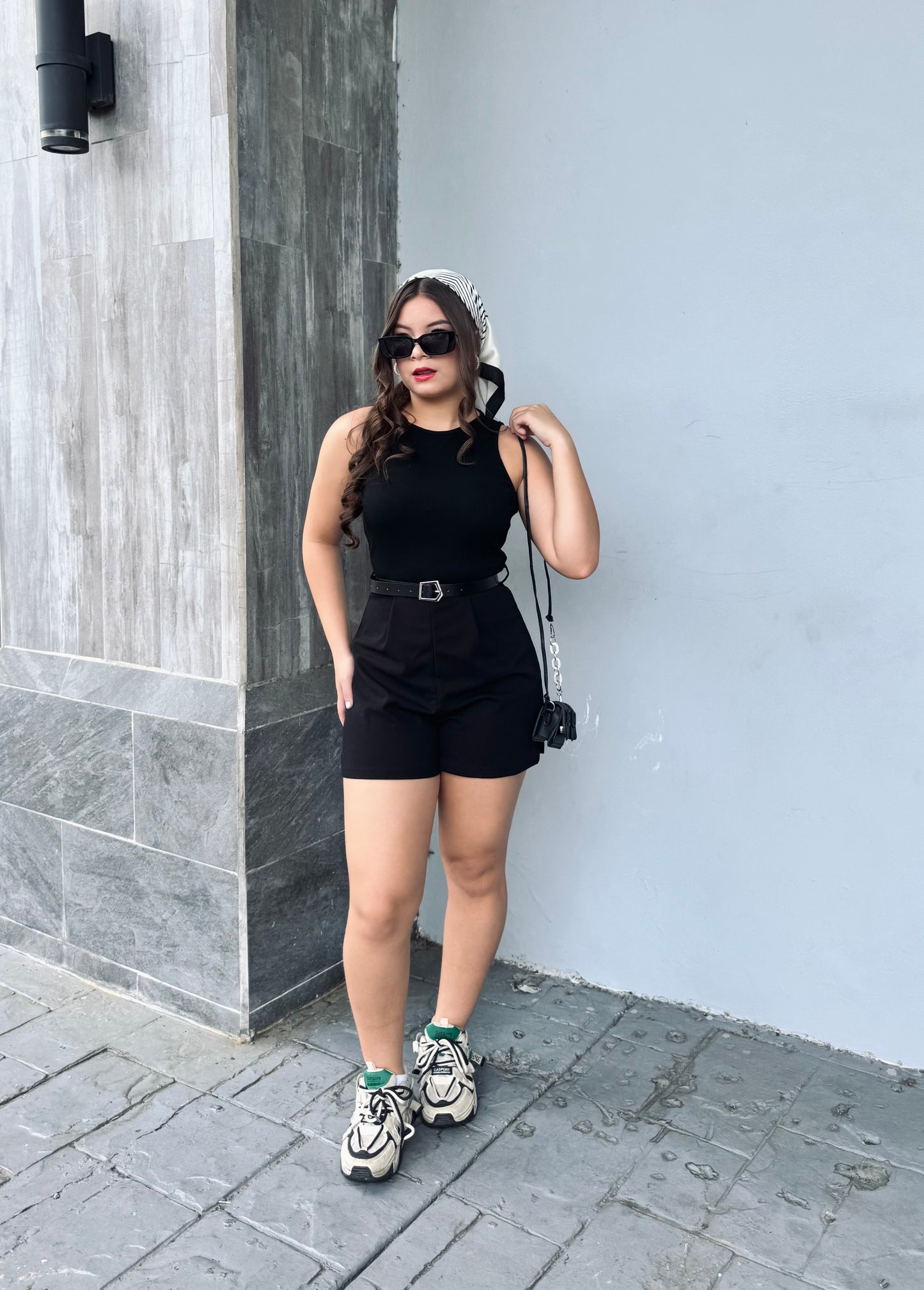 MONO CASUAL CON CINTURÓN