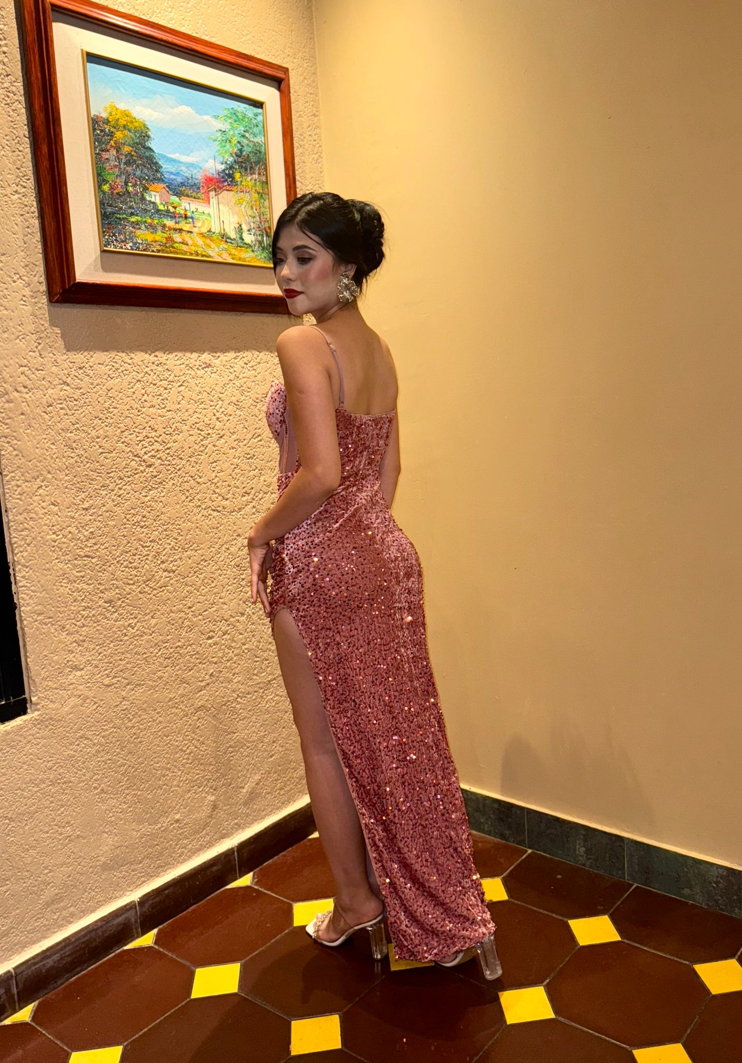 GALA BRILLO ESTILO CORSÉ