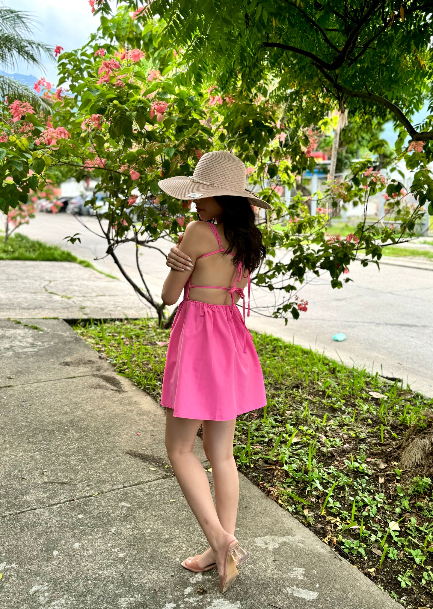 VESTIDO LAZO ATRAS SM