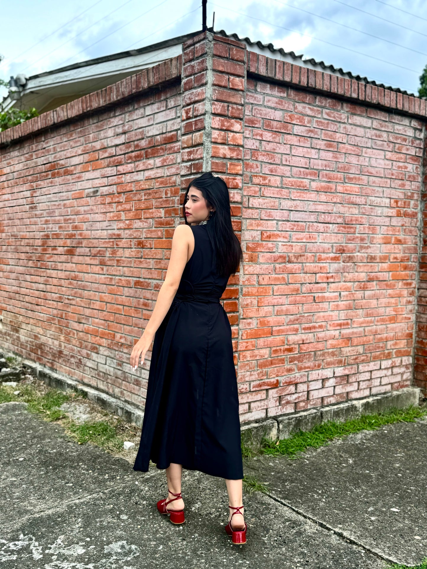 VESTIDO CORSÉ AL COSTADO