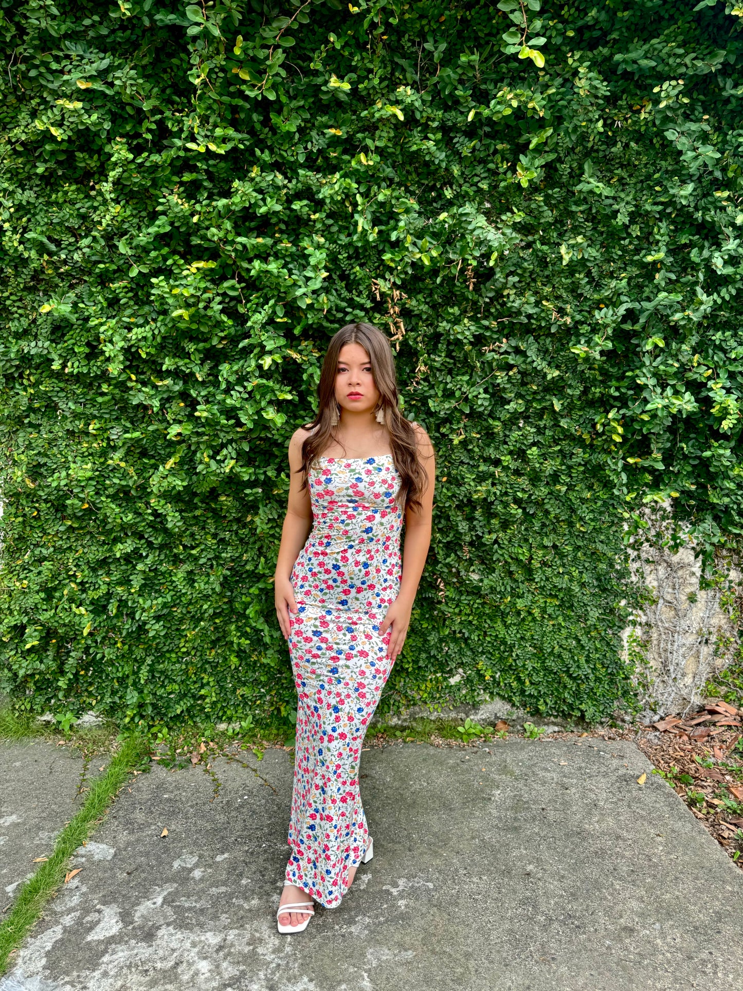 VESTIDO FLORAL AJUSTADO