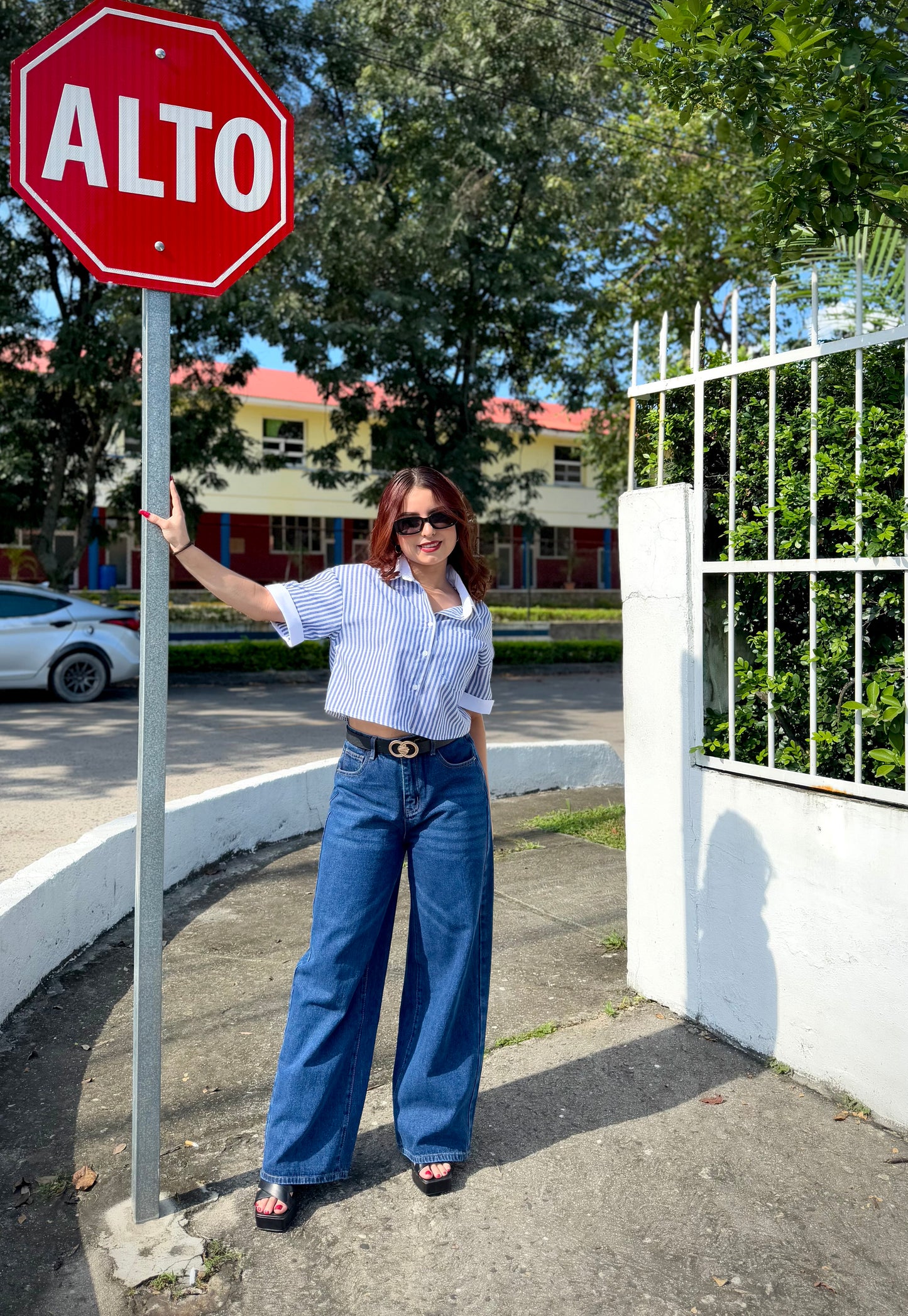 MOM JEANS PIERNA ANCHA