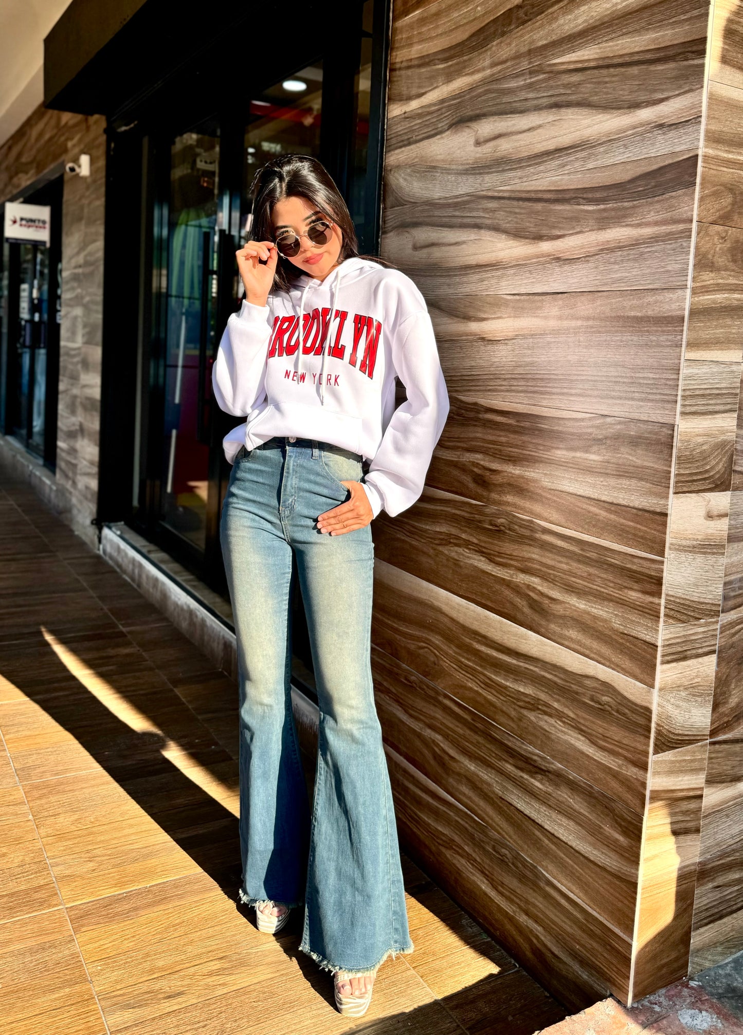 SUDADERA CON CAPUCHA