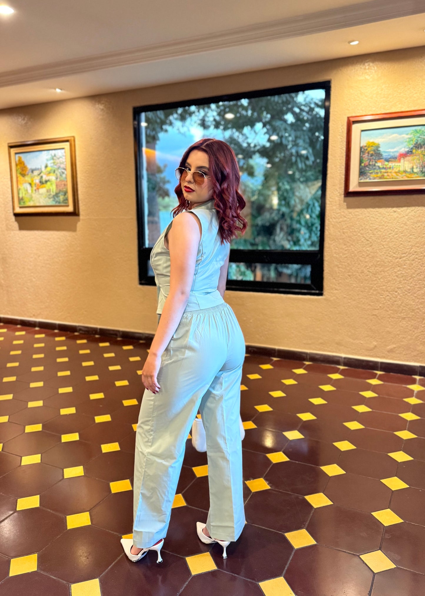 CONJUNTO CHALECO SEMI