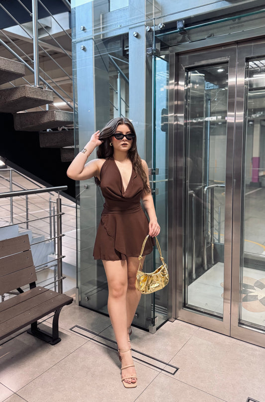 VESTIDO CUELLO PROFUNDO