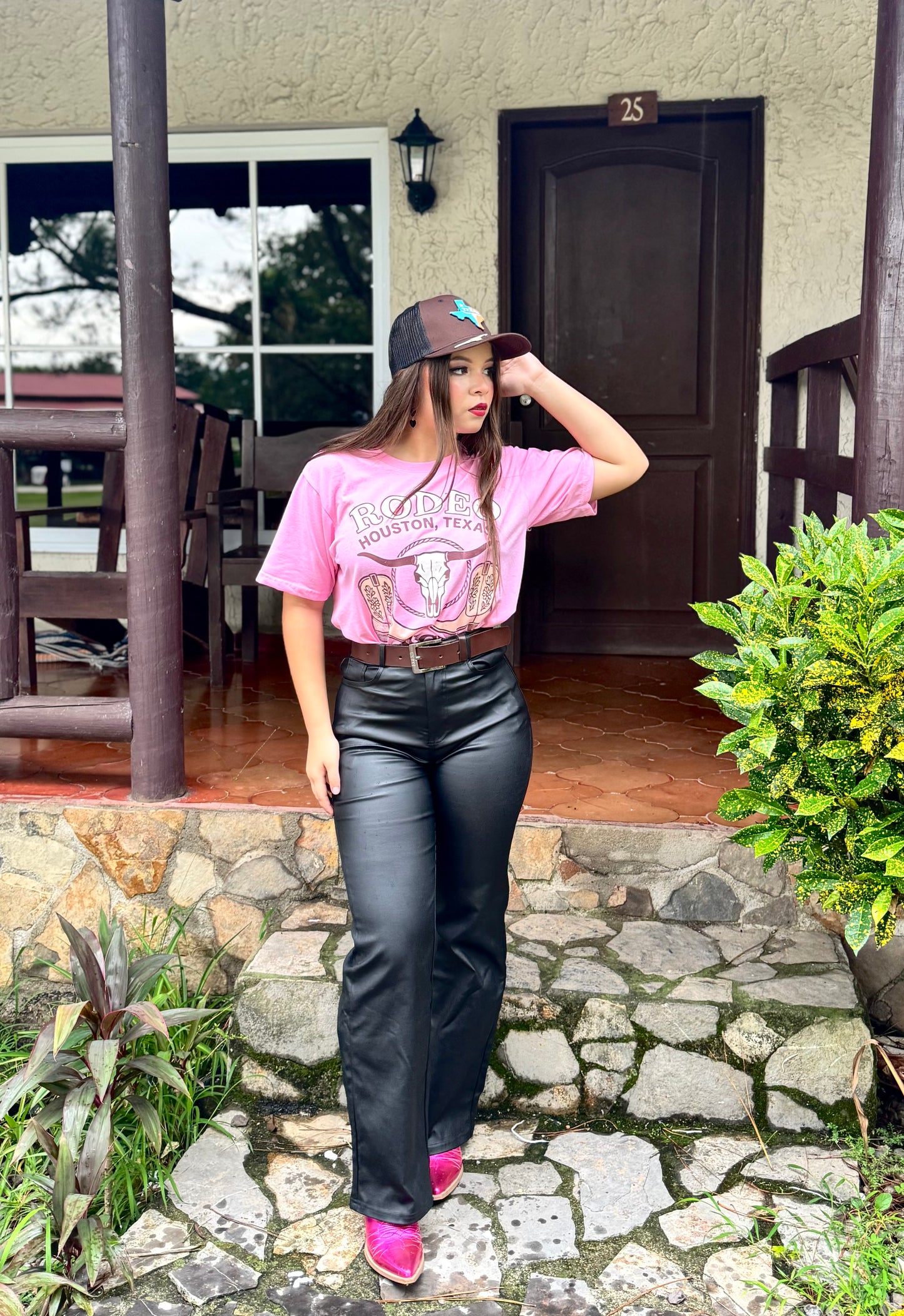 PANTALÓN CUERO