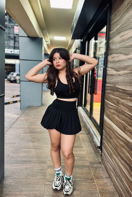 CONJUNTO FALDA SHORT PLISADA DEPORTIVO