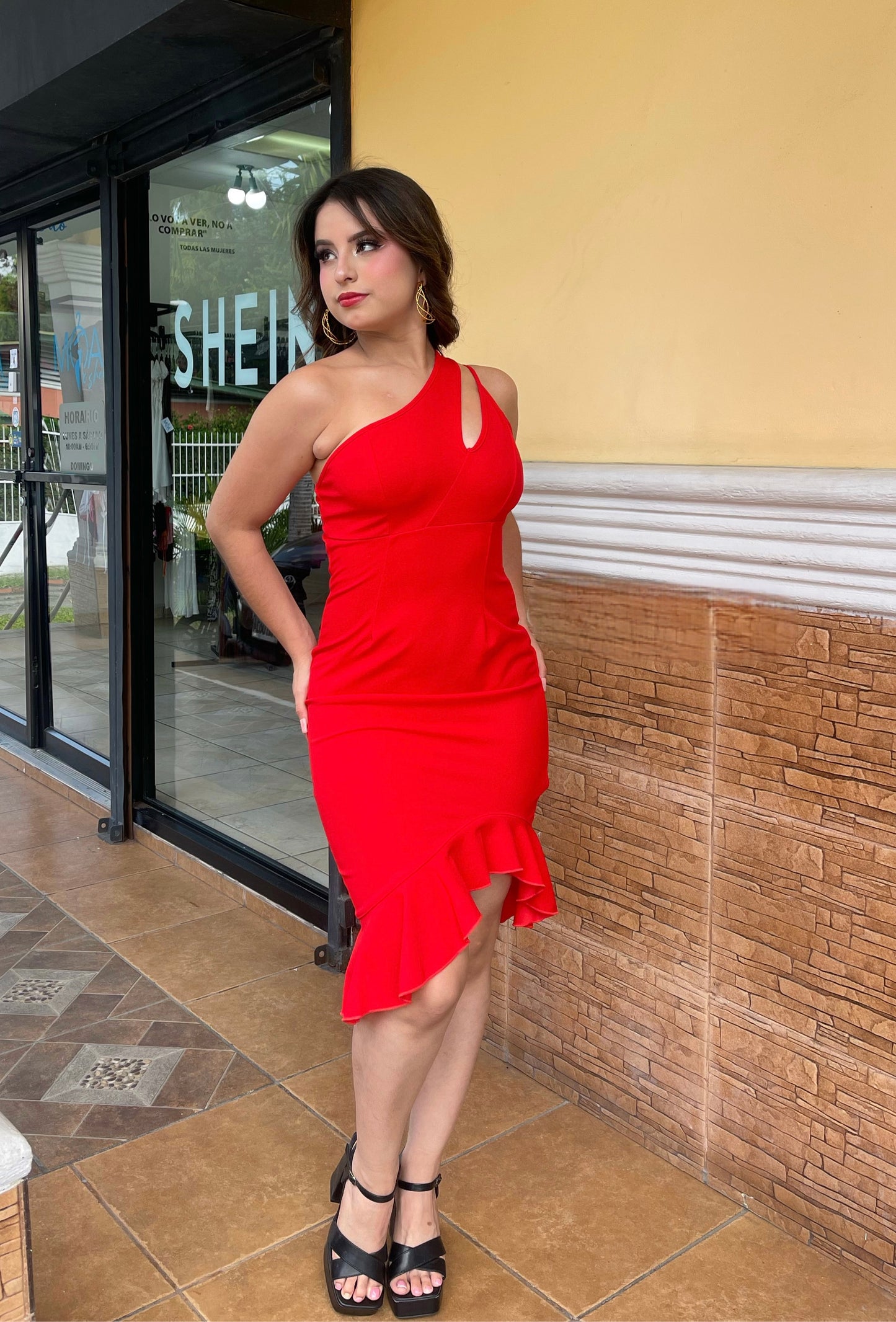 VESTIDO SM REVUELO