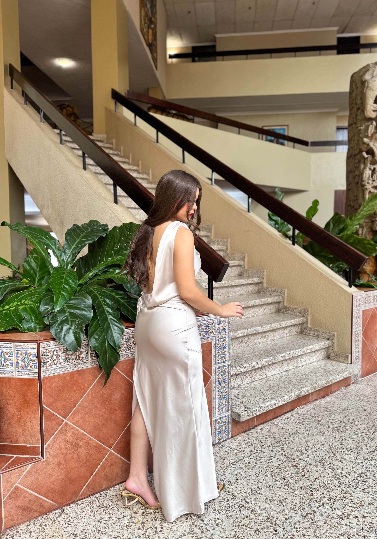 GALA CHAMPAGNE FLOR