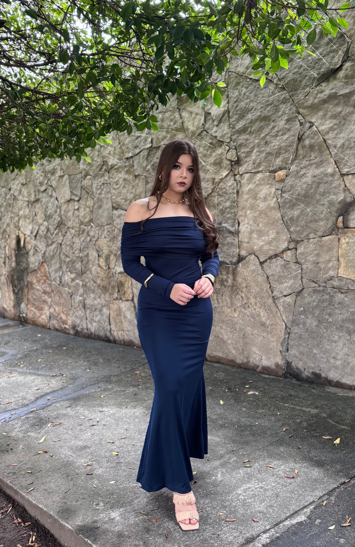 VESTIDO AL HOMBRO MARINO