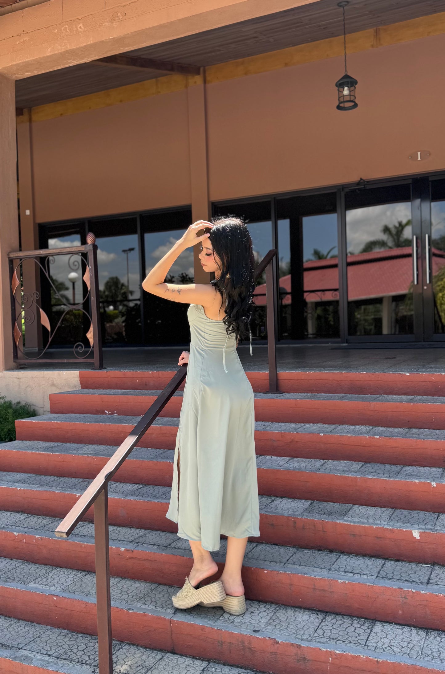 MAXI PRINCESA PIERNA ABIERTA