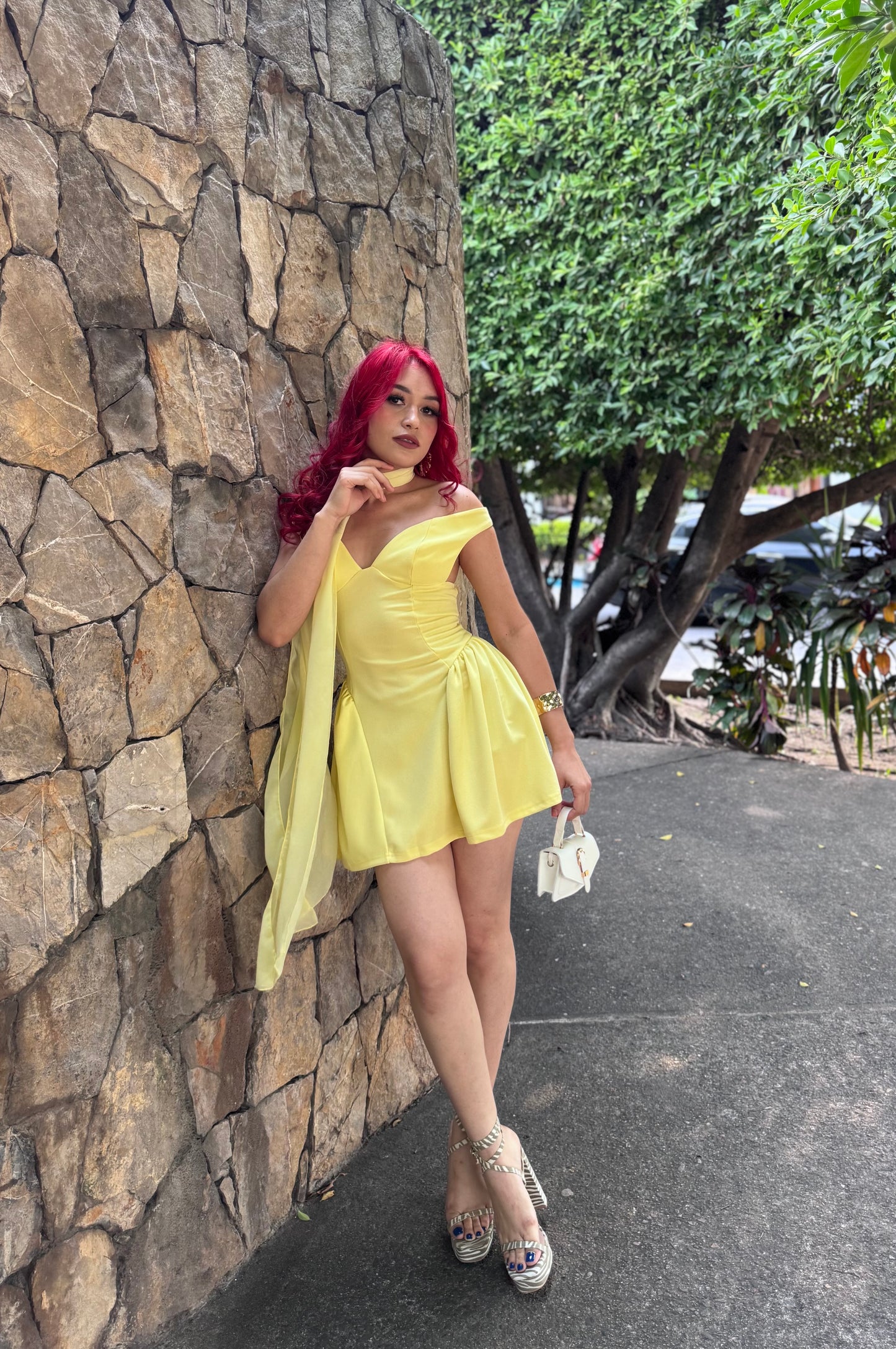 YELLOW DRESS CINTA