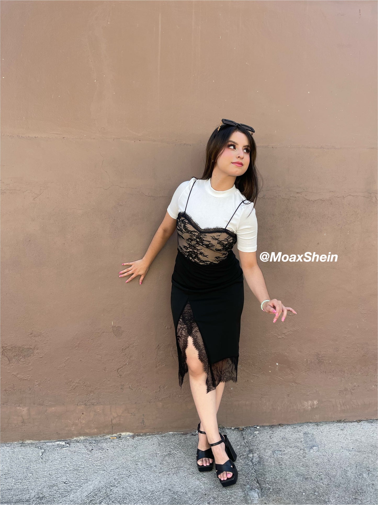 VESTIDO ENCAJE SIN CAMISA