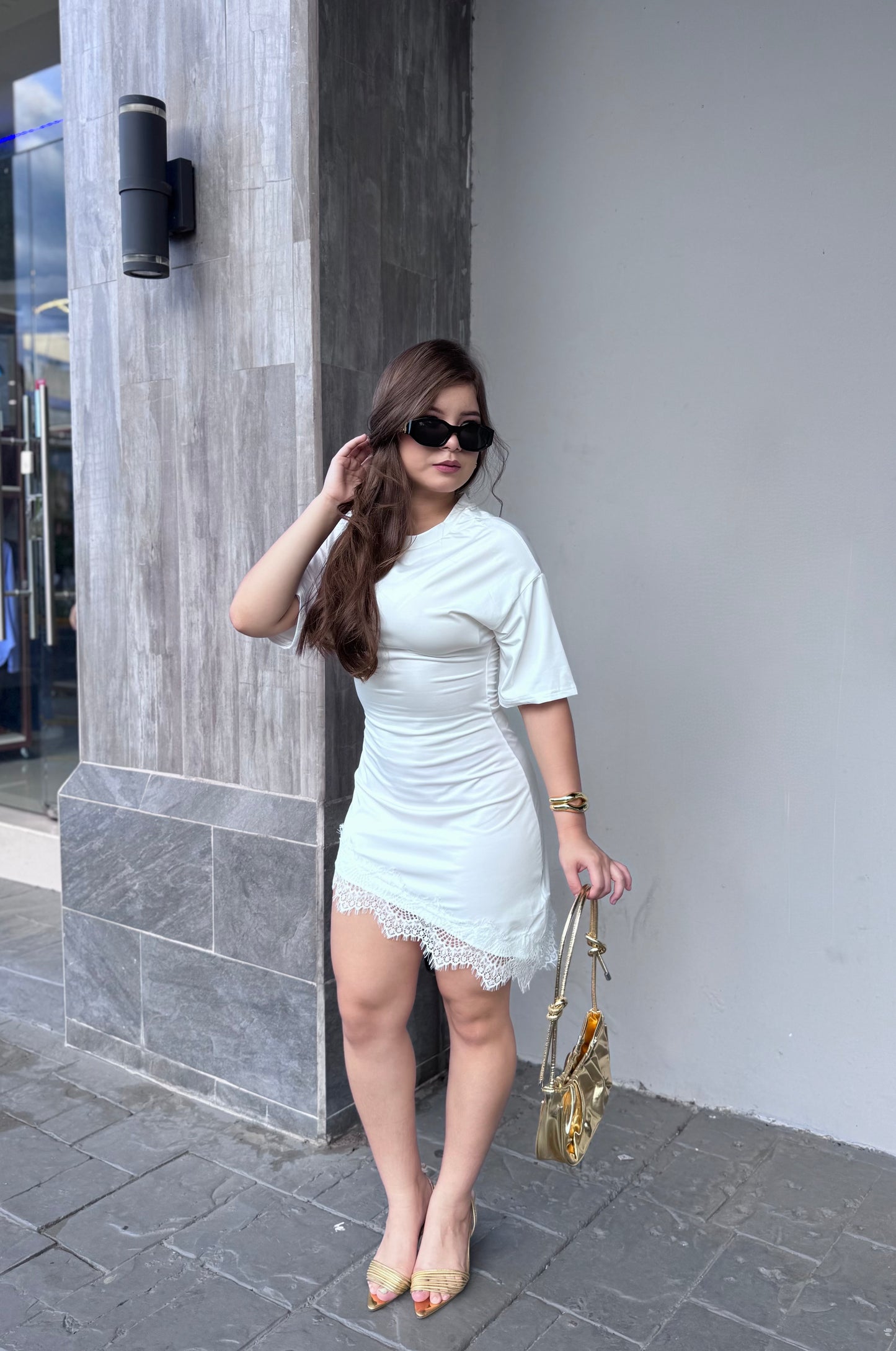 VESTIDO BLANCO DE ENCAJE