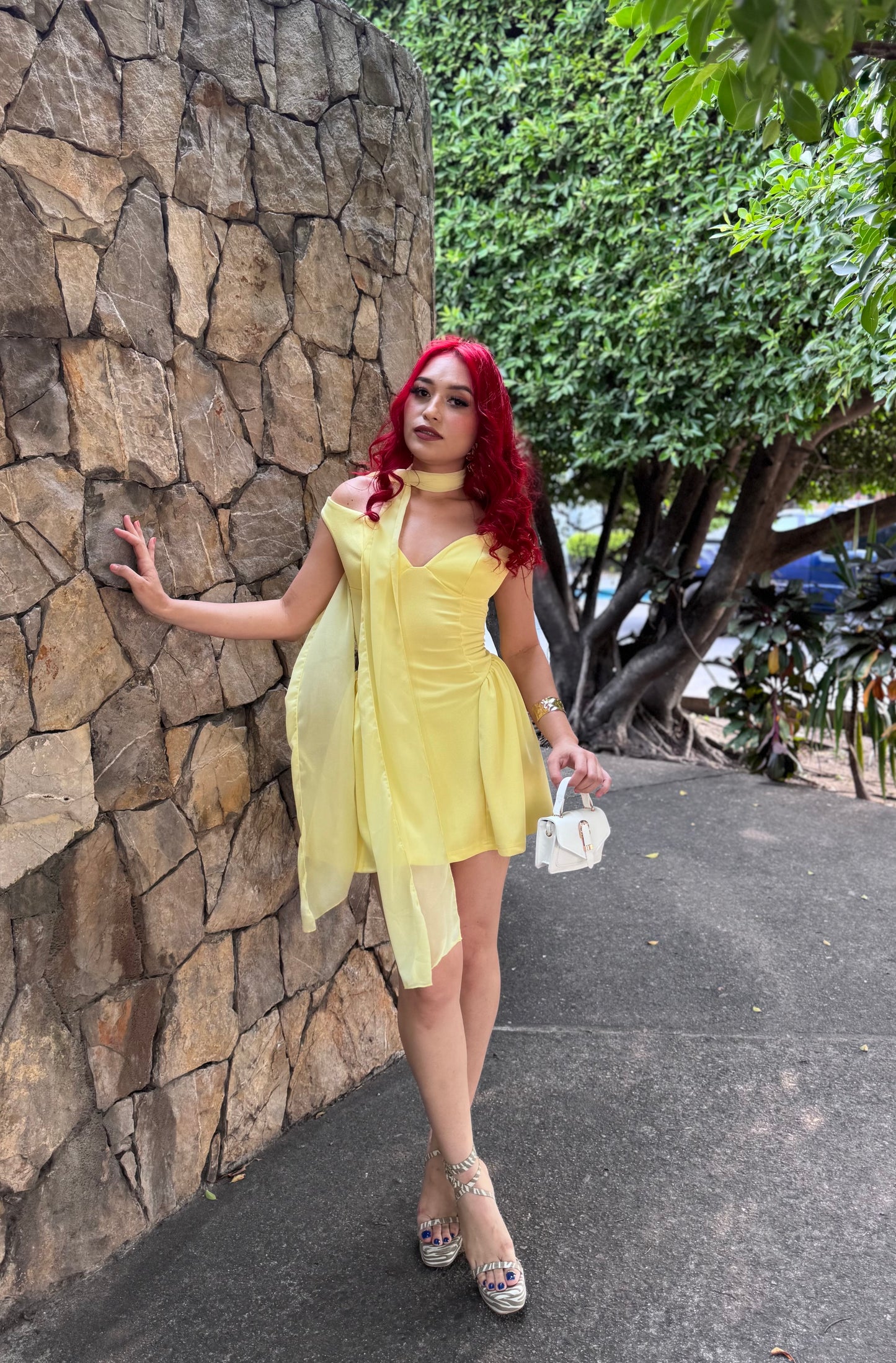 YELLOW DRESS CINTA