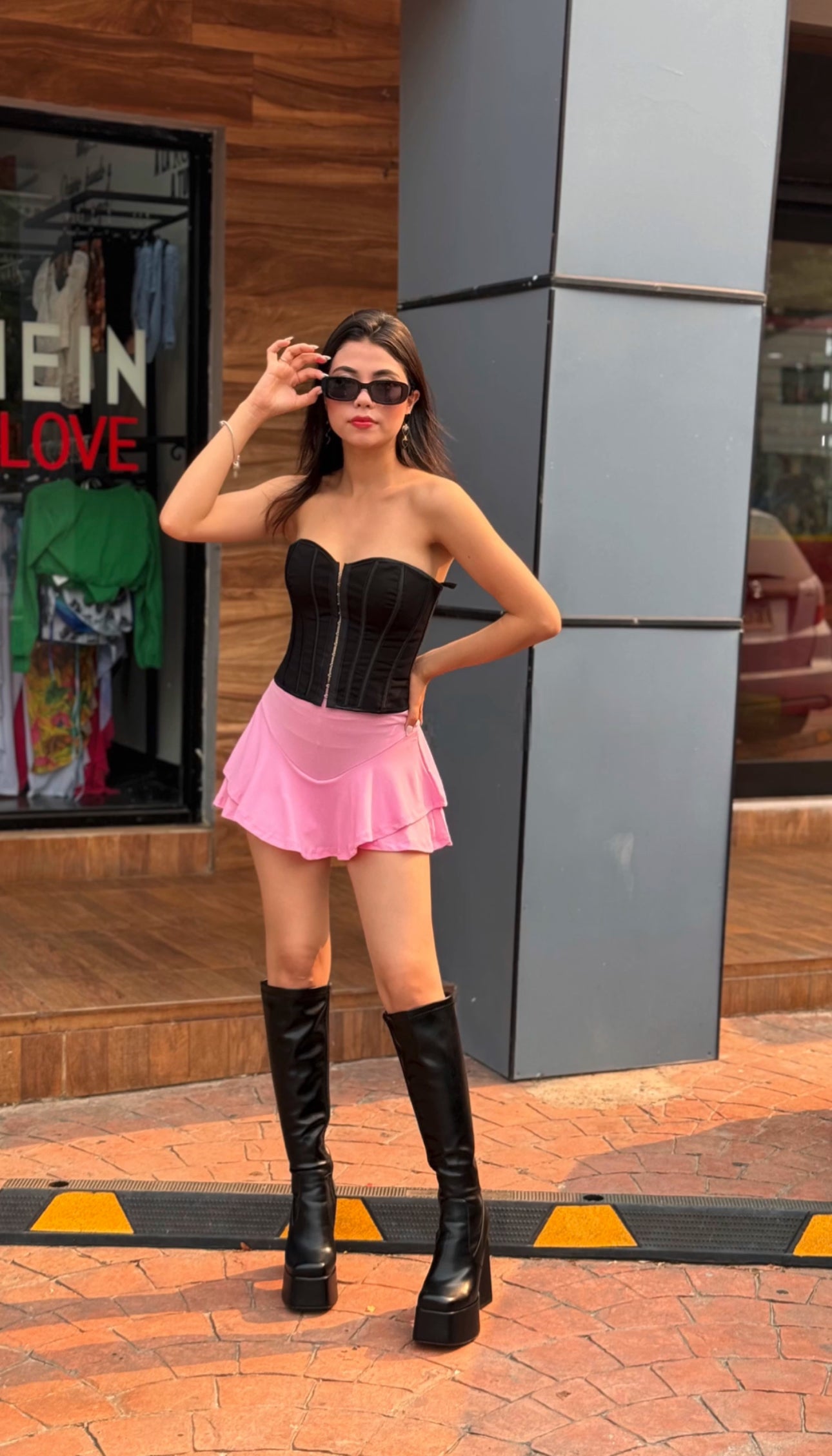 FALDA SHORT VUELO