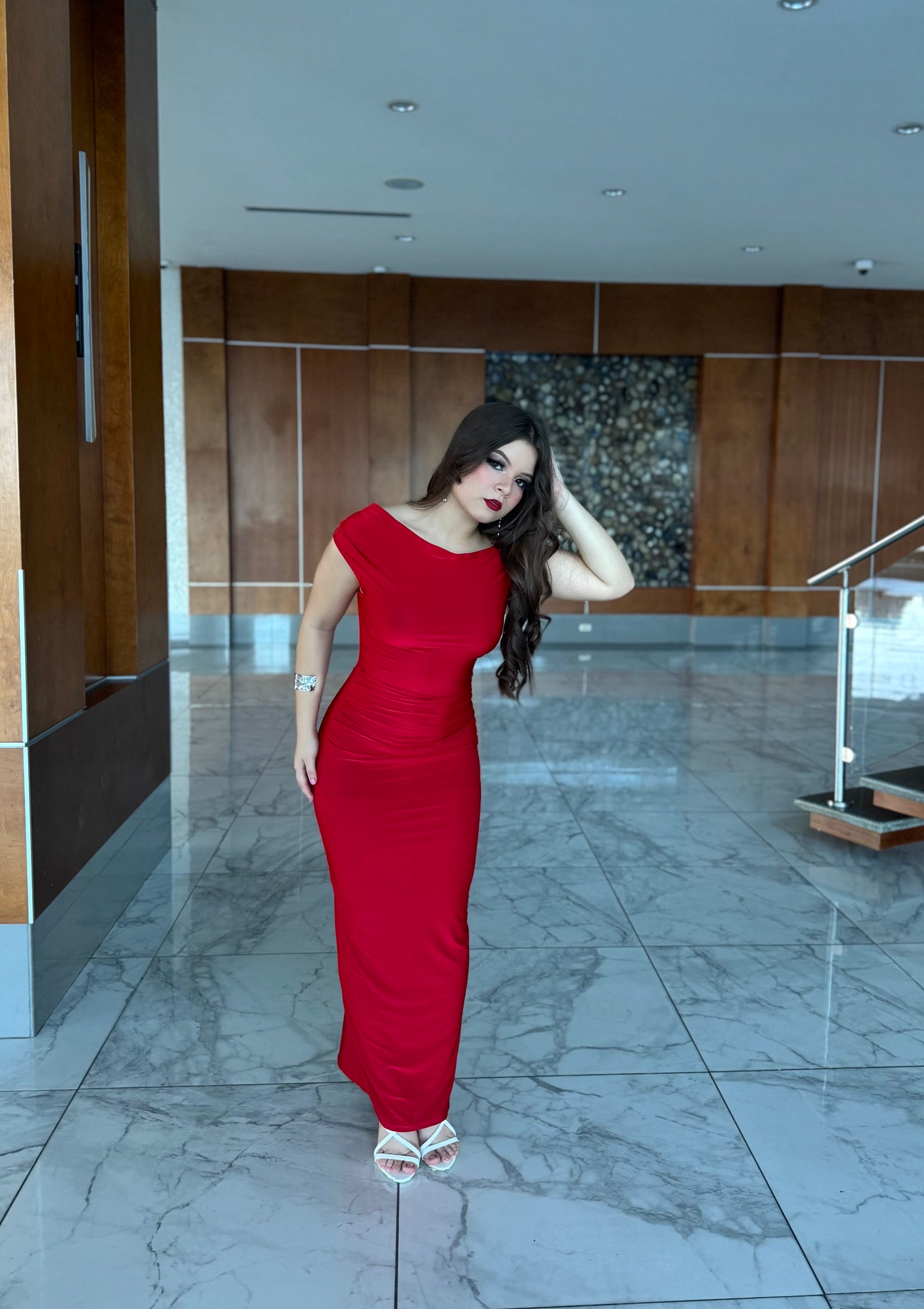VESTIDO ASIMÉTRICO GALA