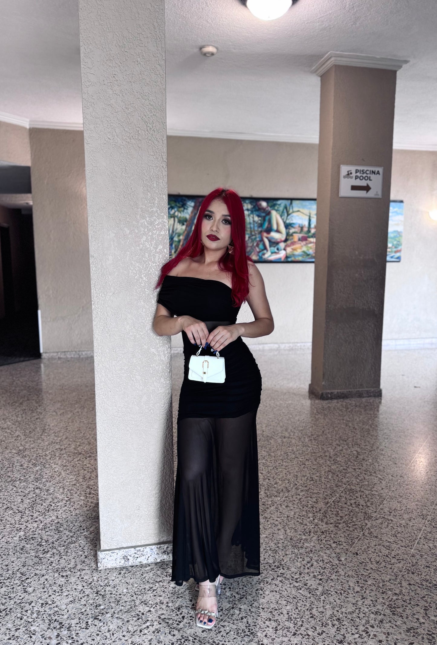 MAXI DRESS AL HOMBRO PLISADO