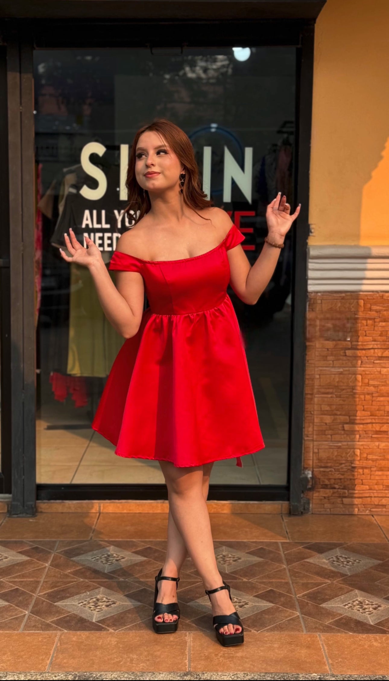 VESTIDO ROJO PRINCESA