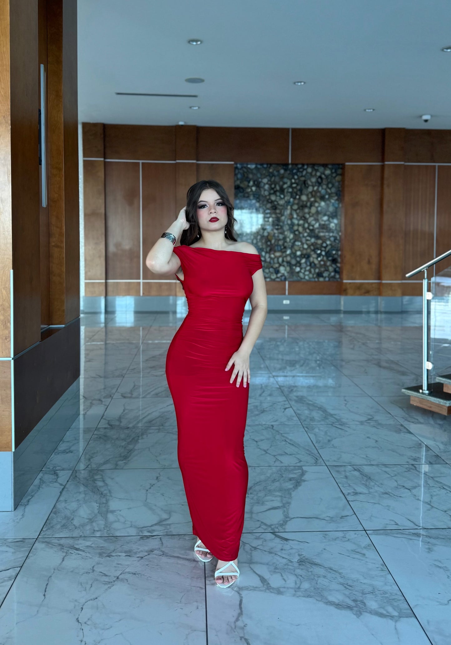 VESTIDO ASIMÉTRICO GALA