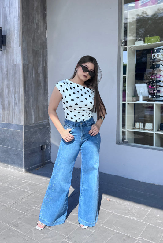 PALAZO JEANS CON BRILLO