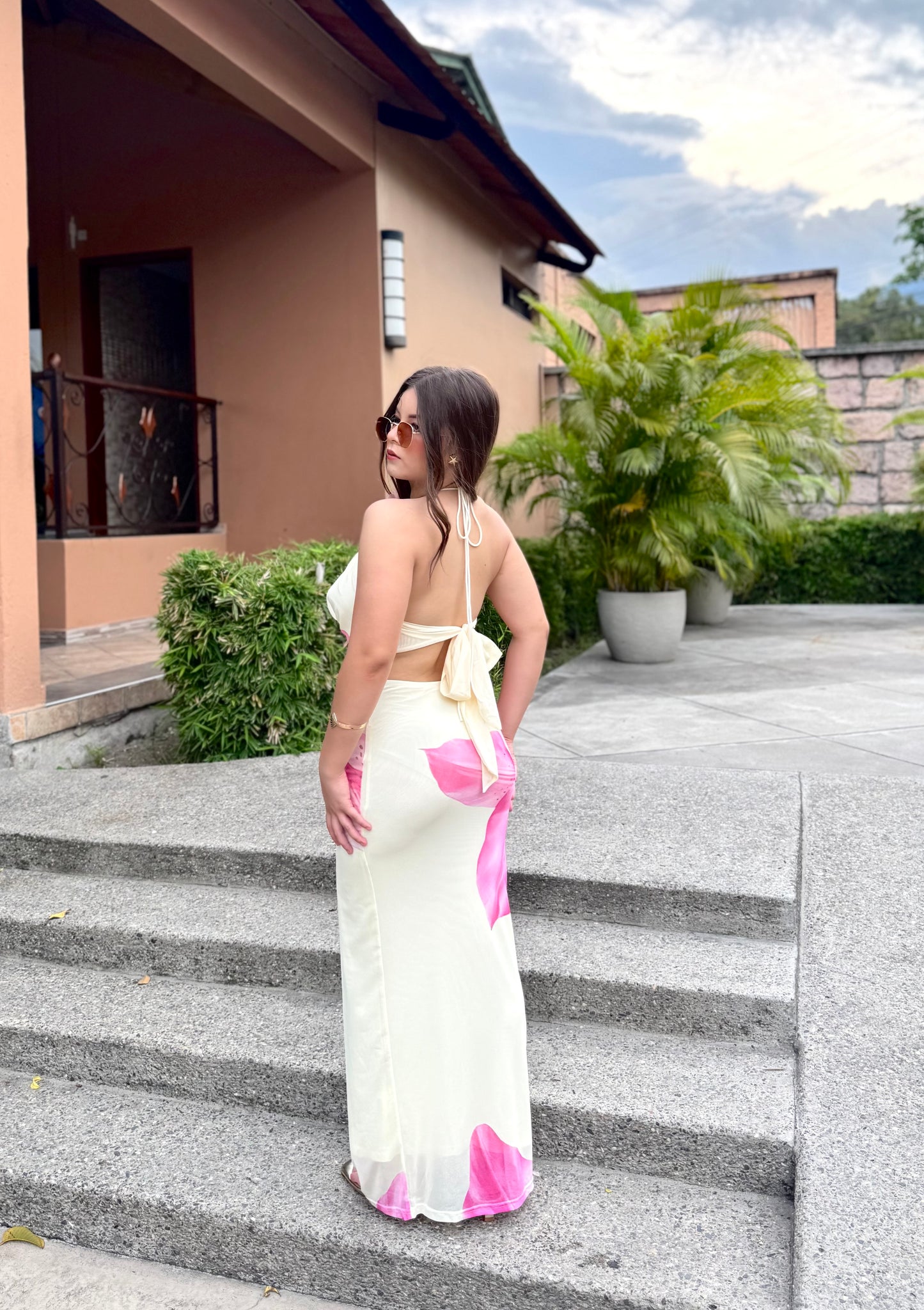 MAXI DRESS AJUSTADO C FLOR