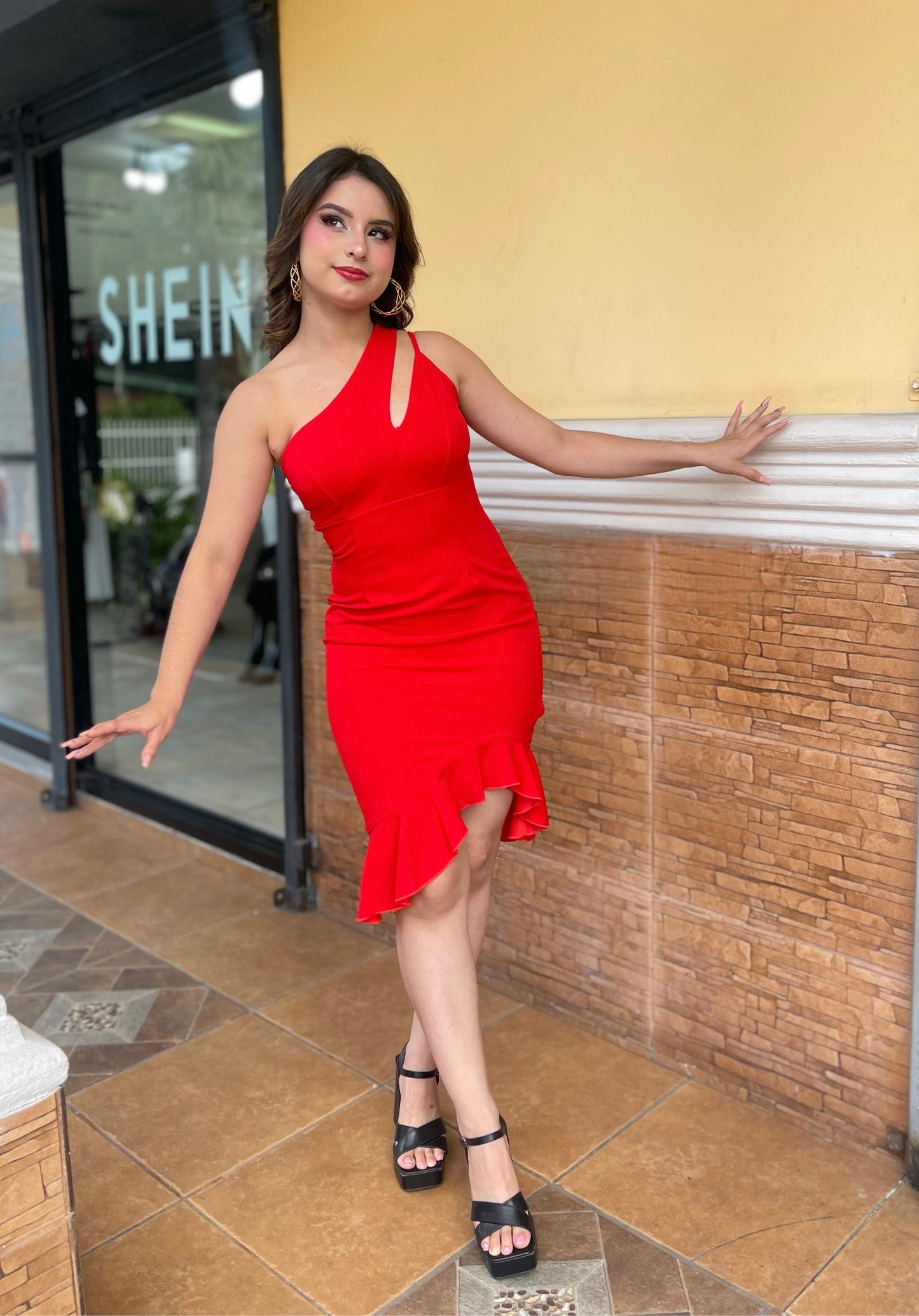 VESTIDO SM REVUELO