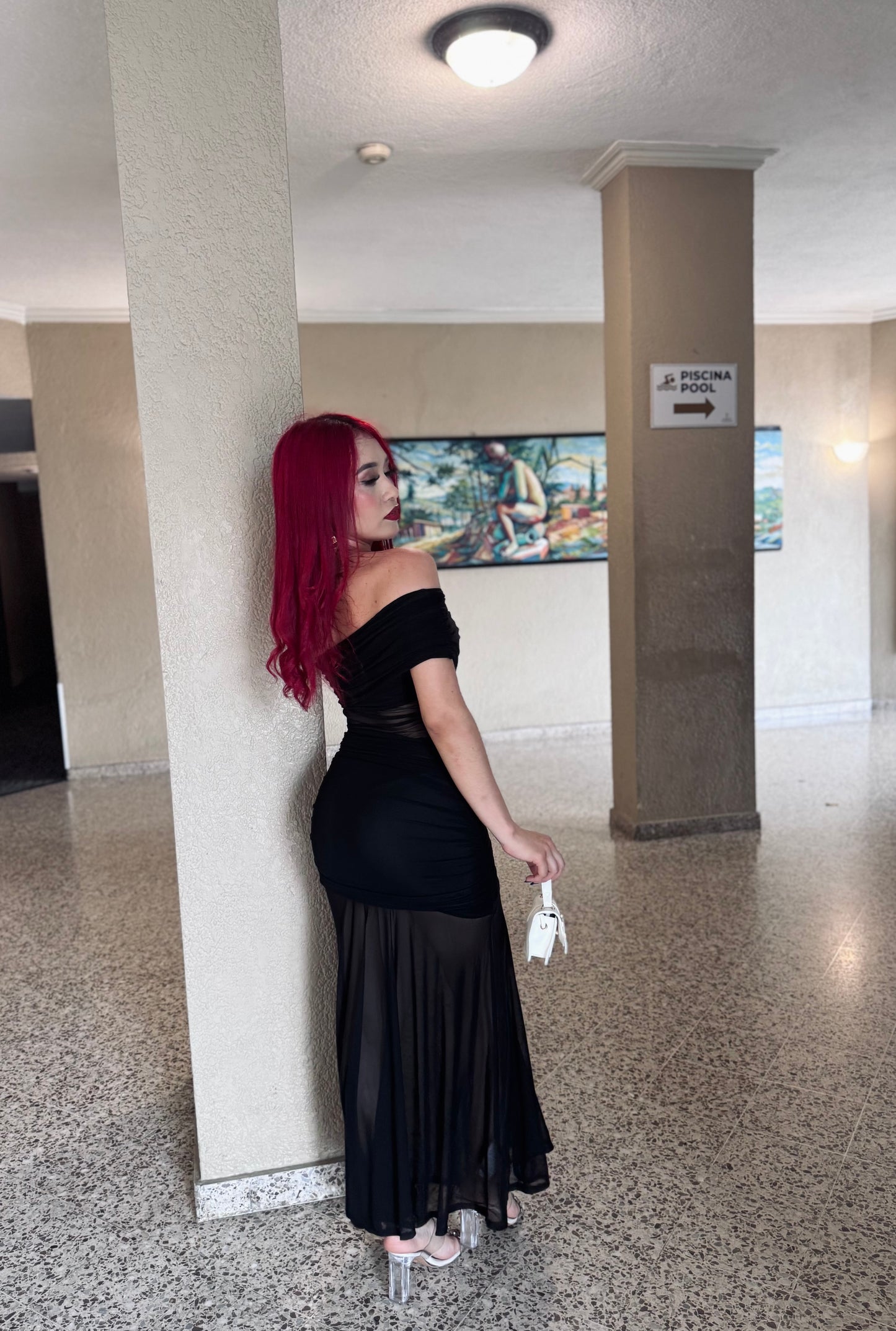 MAXI DRESS AL HOMBRO PLISADO