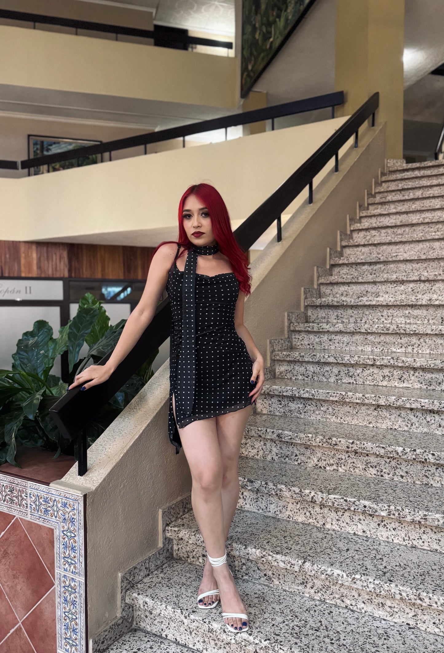 POLKA DOTS CINTA OSCURO