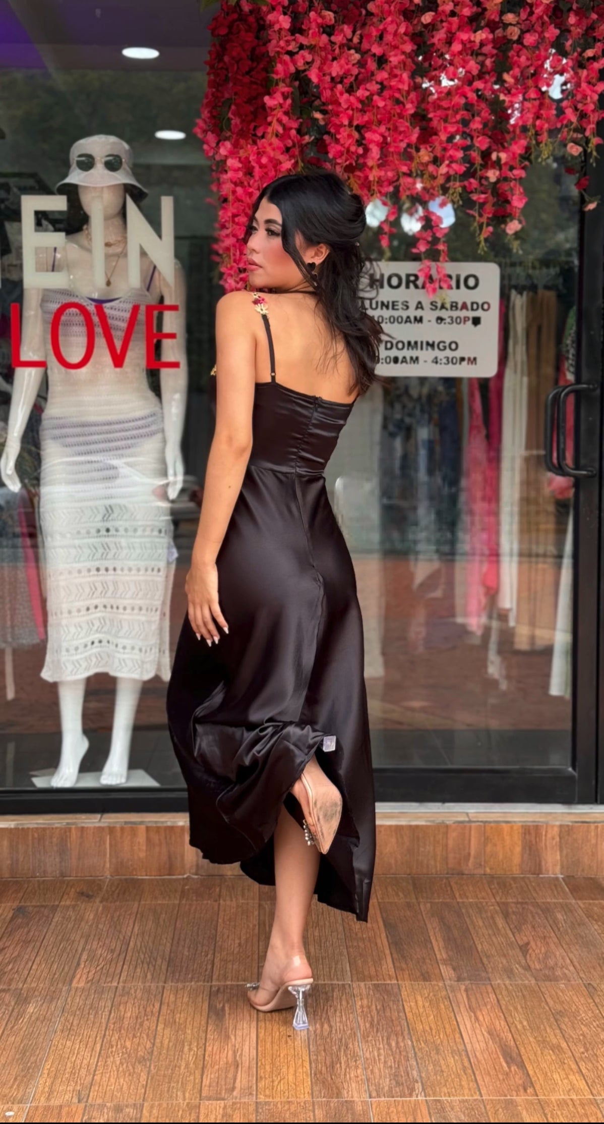 VESTIDO SEDA TOQUE FLORAL