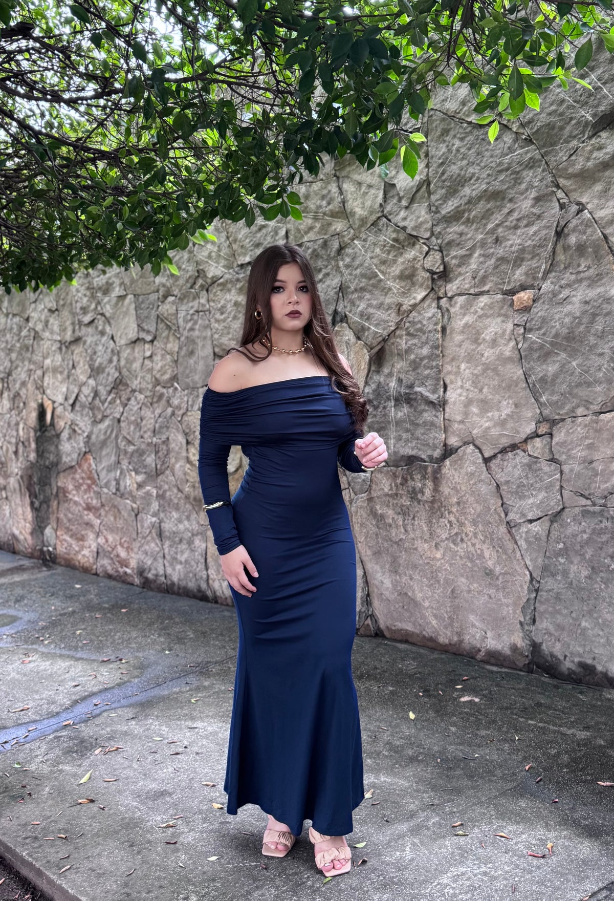 VESTIDO AL HOMBRO MARINO