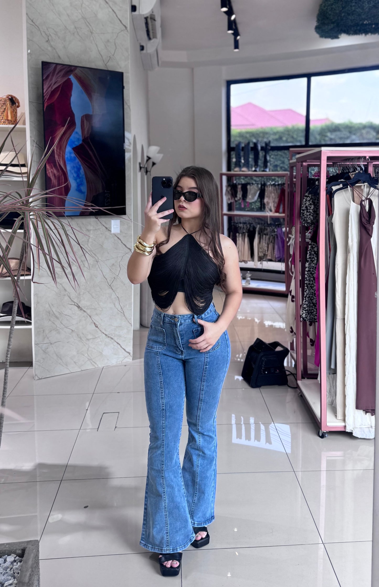 FLARE JEANS BOLSA ENFRENTE