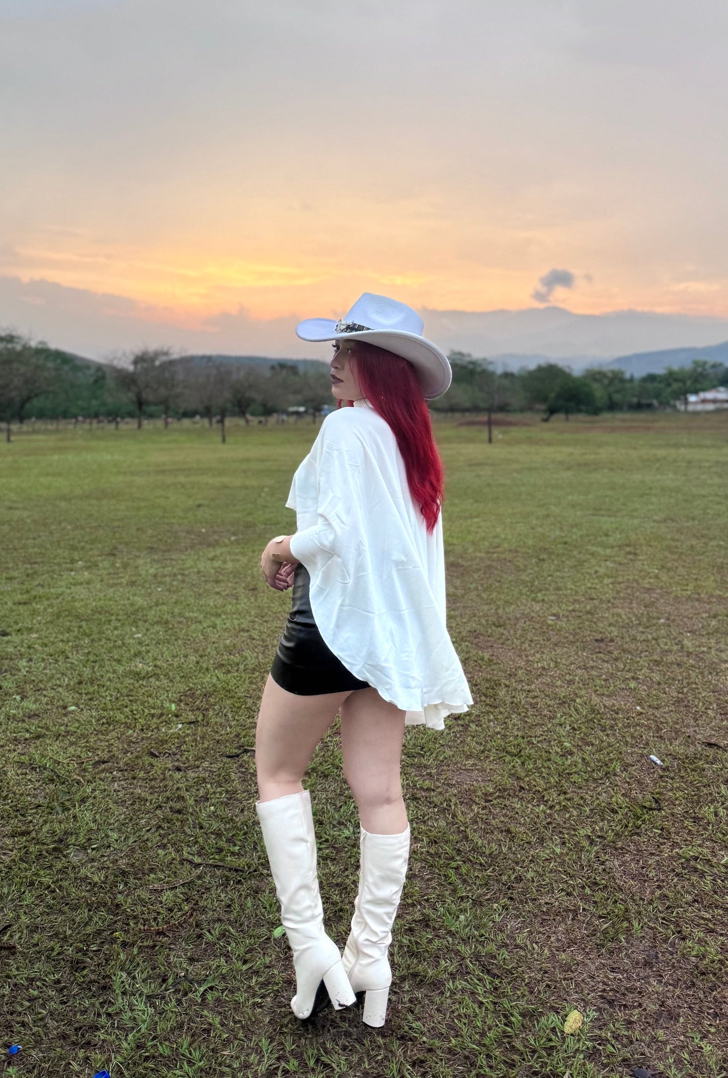 FALDA FRUNCIDA DE CUERO