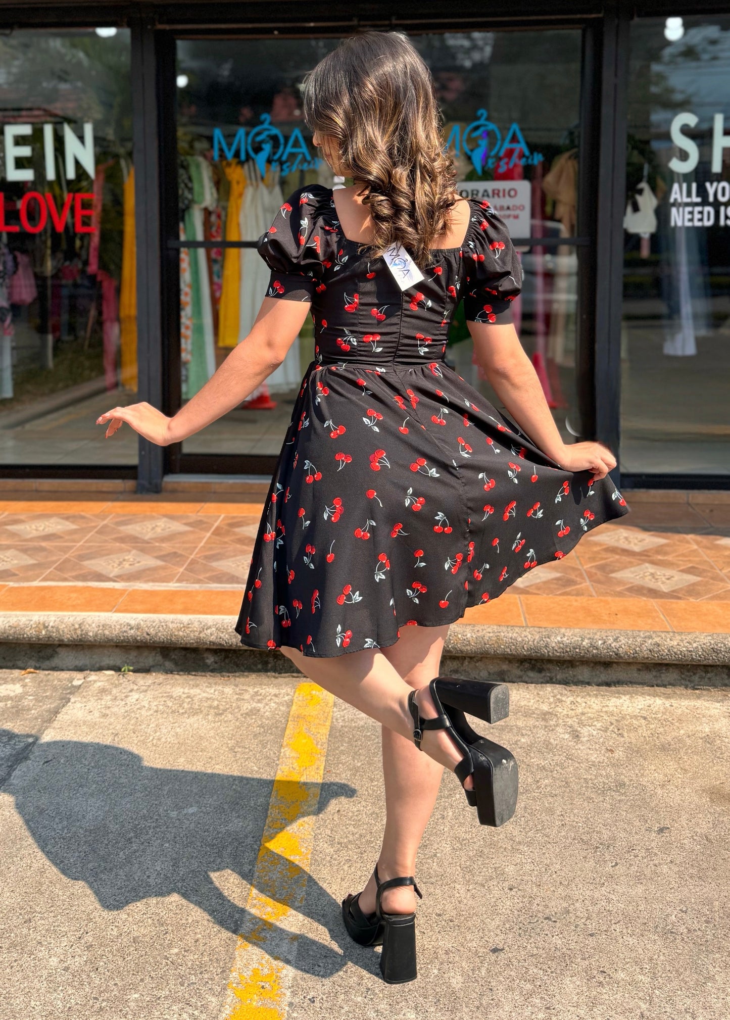 VESTIDO ESTAMPADO CEREZA