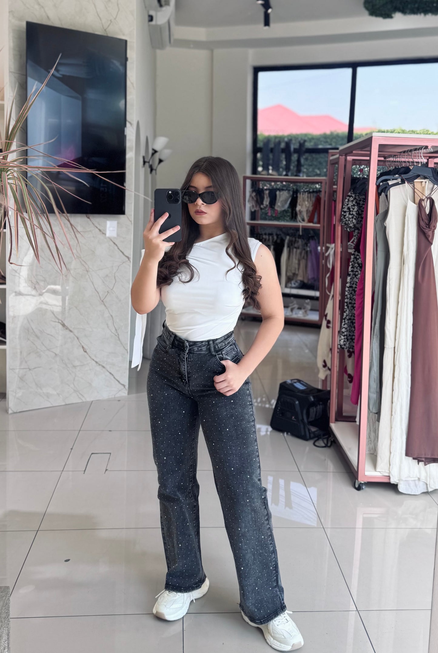 MOM JEANS BRILLO GRIS DESLAVADO