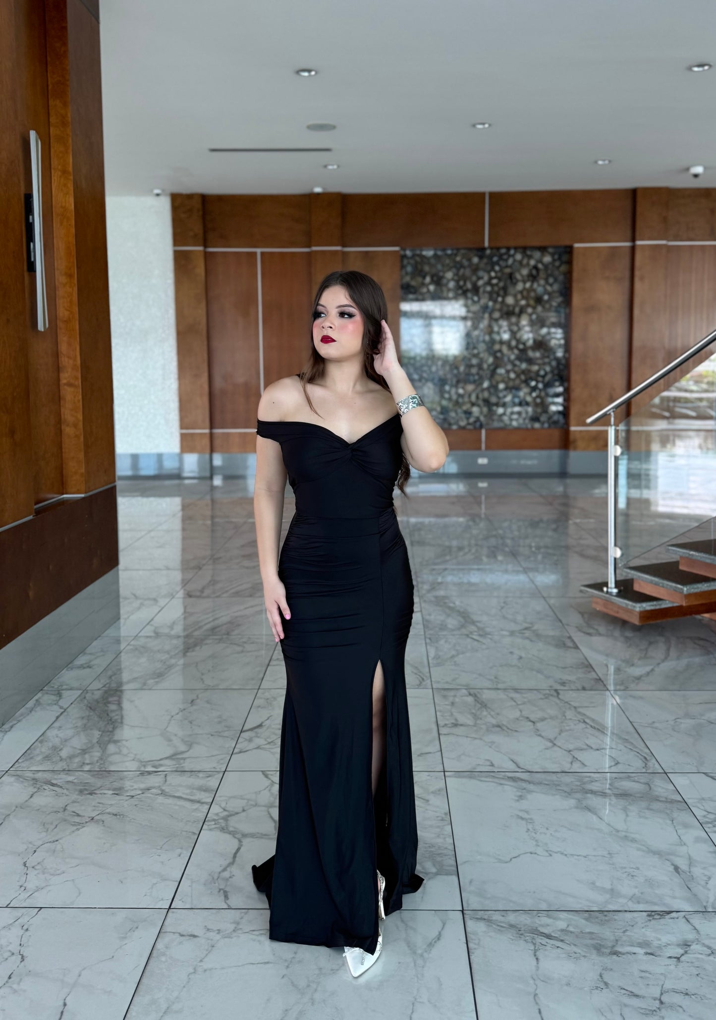 GALA AL HOMBRO FRUNCIDO