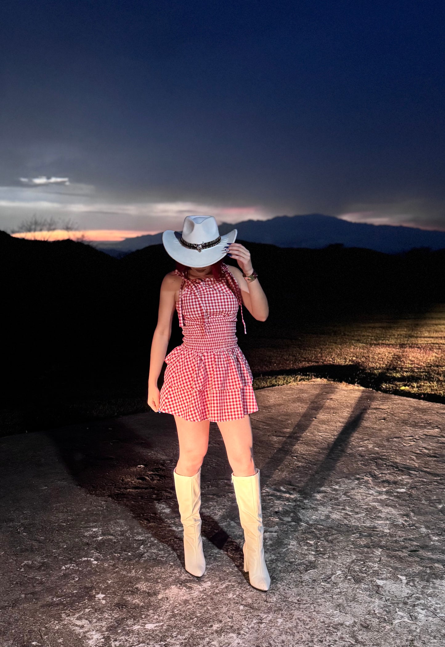 VESTIDO A CUADROS REVUELO