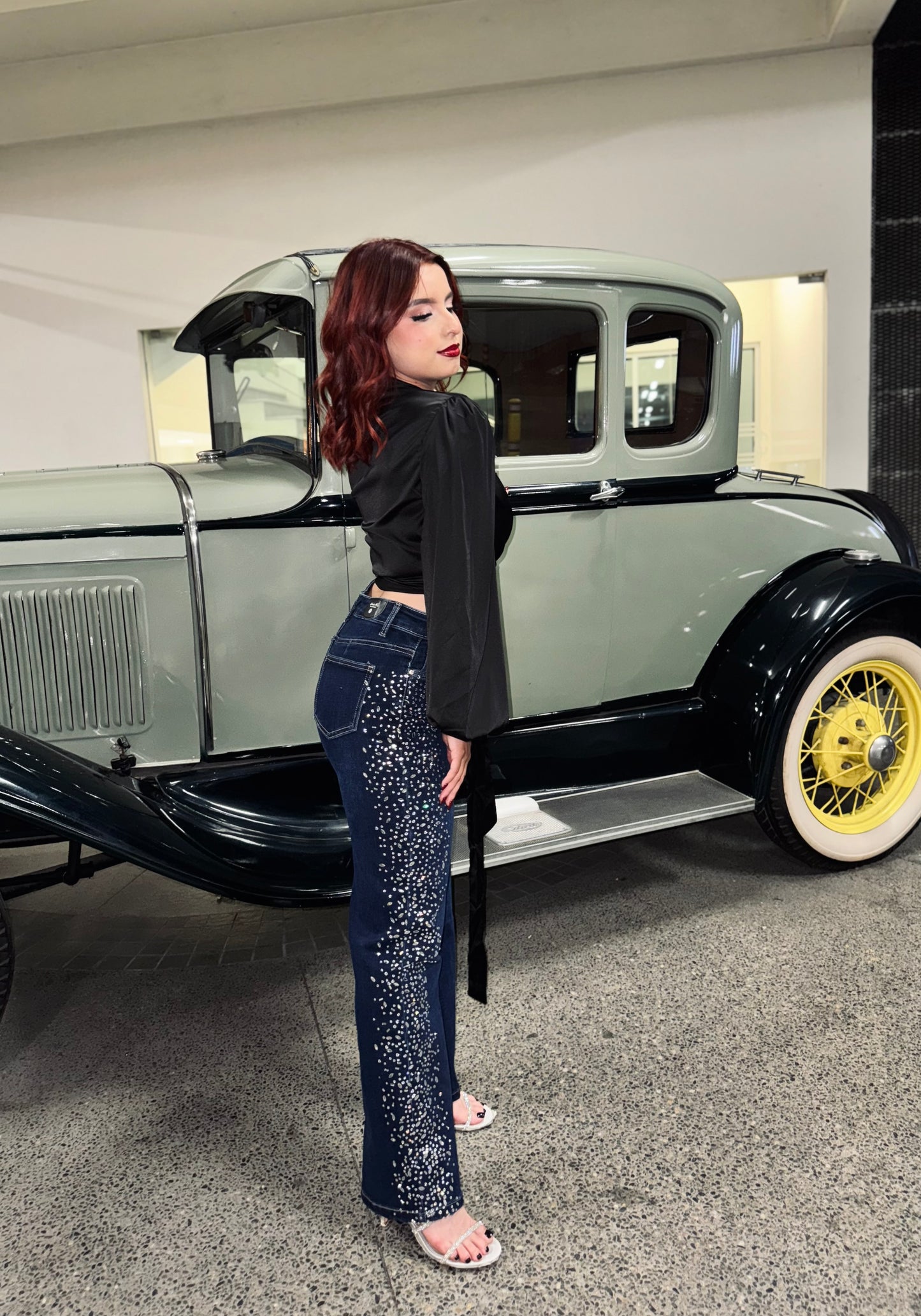 STRAIGHT WIDE JEANS BRILLO COSTADOS