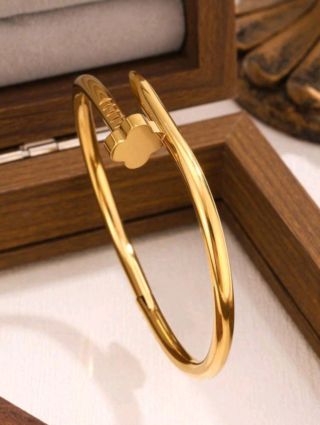 PULSERA CLAVO ACERO